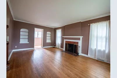2638 N 88th St, Wauwatosa, WI 53226 - Photo 6
