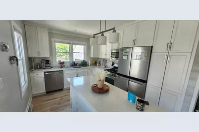 230  Kinzie Ave, Fontana, WI 53125 - Photo 4