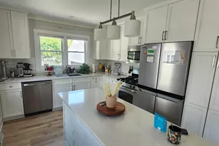 230 Kinzie Ave, Fontana, WI 53125 - Photo 4