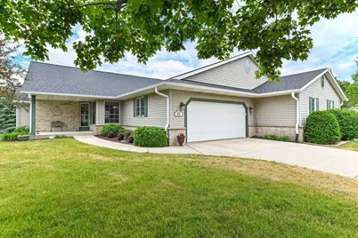 W154N6542  Marvel Dr #30, Menomonee Falls, WI 53051 - Photo 1