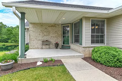 W154N6542  Marvel Dr #30, Menomonee Falls, WI 53051 - Photo 4