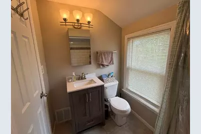 2413  Bate St, Racine, WI 53403 - Photo 16