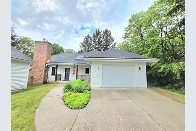 707  Giddings Ave, Sheboygan Falls, WI 53085 - Photo 1
