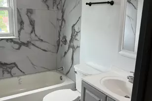 5265 N Sherman Blvd, Milwaukee, WI 53209 - Photo 6