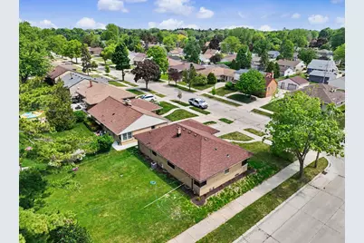 5659 S Quality Ave, Cudahy, WI 53110 - Photo 2