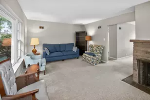 11605 W Mt Vernon Ave, Wauwatosa, WI 53226 - Photo 4