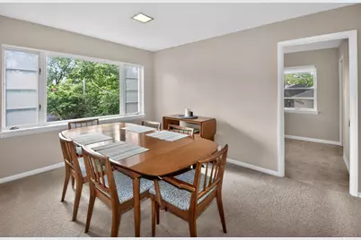 11605 W Mount Vernon Ave, Wauwatosa, WI 53226 - Photo 10