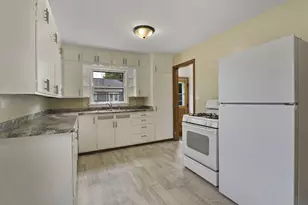 5237 35th Ave, Kenosha, WI 53144 - Photo 6