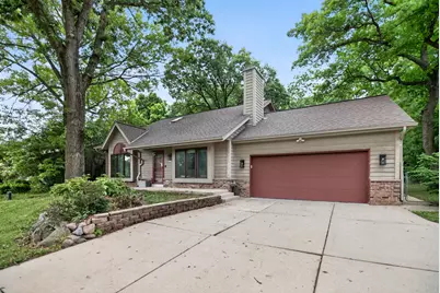9015 S 84th St, Franklin, WI 53132 - Photo 2