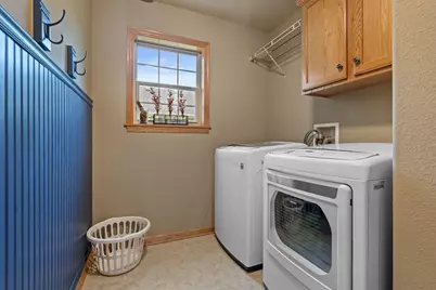 W231N7902  Martin Ct, Sussex, WI 53089 - Photo 22