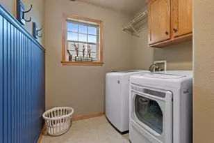 W231N7902 Martin Ct, Sussex, WI 53089 - Photo 22