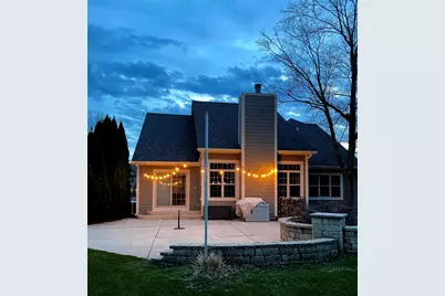 W231N7902  Martin Ct, Sussex, WI 53089 - Photo 4