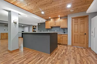 W231N7902  Martin Ct, Sussex, WI 53089 - Photo 32