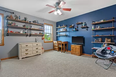 W231N7902  Martin Ct, Sussex, WI 53089 - Photo 28