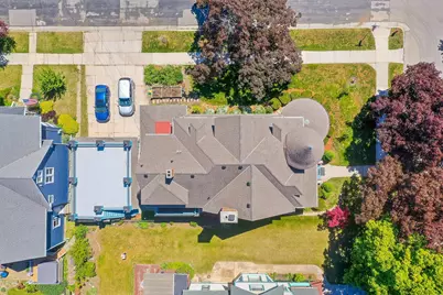 703 N 6th St, Manitowoc, WI 54220 - Photo 60