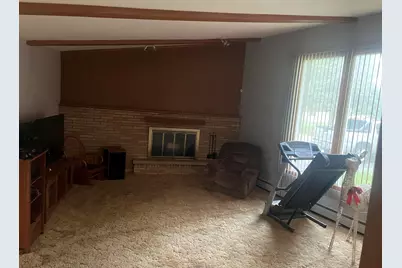 4625 N 149th St, Brookfield, WI 53005 - Photo 2