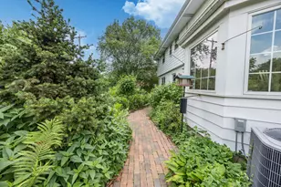 2828 N 122nd St, Wauwatosa, WI 53222 - Photo 40