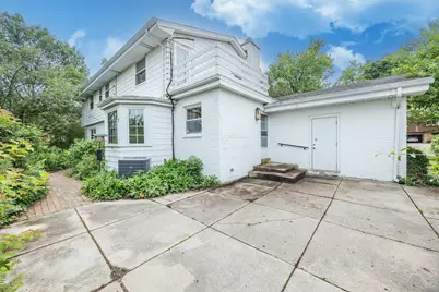 2828 N 122nd St, Wauwatosa, WI 53222 - Photo 42