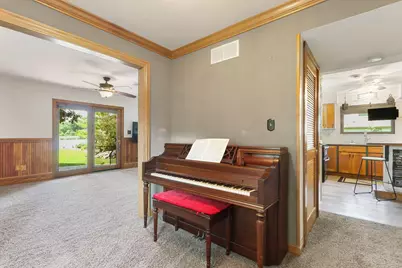 8508  Fox River Rd, Racine, WI 53185 - Photo 18