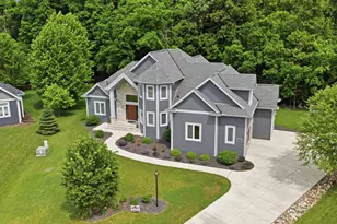 W166S7110 Still Meadow Ct, Muskego, WI 53150 - Photo 2