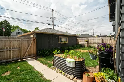 1015 S 76th St, West Allis, WI 53214 - Photo 28