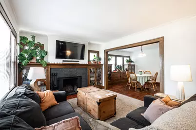 1015 S 76th St, West Allis, WI 53214 - Photo 6