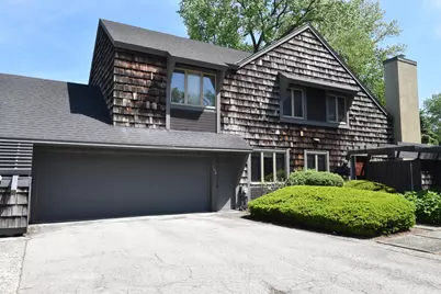 104  Woodfield Ct, Racine, WI 53402 - Photo 2