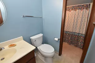 104 Woodfield Ct, Racine, WI 53402 - Photo 18