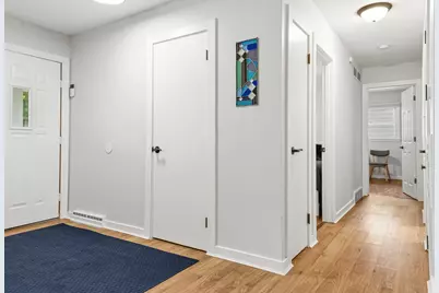 N88W6311  Willowbrooke Dr, Cedarburg, WI 53012 - Photo 10