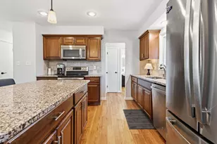 N88W6311 Willowbrooke Dr, Cedarburg, WI 53012 - Photo 12