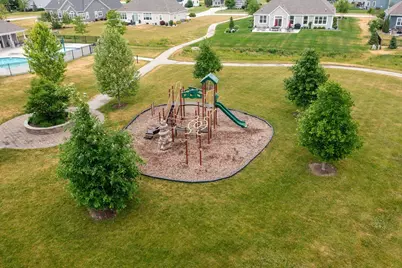 3122  Mendota Ct, Summit, WI 53066 - Photo 48