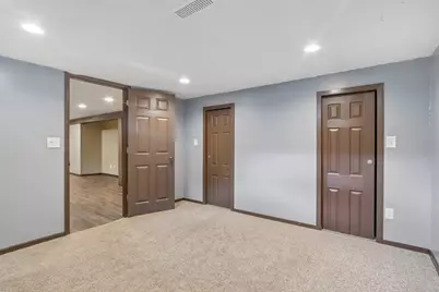 3414  Oakwood Dr, Racine, WI 53406 - Photo 28