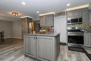 N110W15845 Catskill Ln, Germantown, WI 53022 - Photo 10