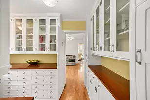 3445 N Lake Dr, Milwaukee, WI 53211 - Photo 12