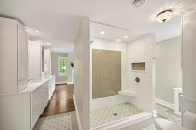 3445 N Lake Dr, Milwaukee, WI 53211 - Photo 24