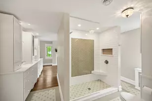 3445 N Lake Dr, Milwaukee, WI 53211 - Photo 24