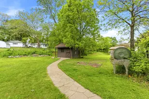 5751 S 22nd St, Milwaukee, WI 53221 - Photo 30