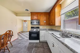 1708 Arcturus Ave, Racine, WI 53404 - Photo 10