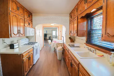 1520  11th St, La Crosse, WI 54601 - Photo 8