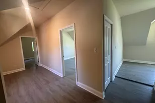2429 N 8th St, Milwaukee, WI 53206 - Photo 10