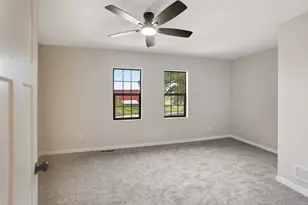 W541 Madison Ave, Ixonia, WI 53036 - Photo 24