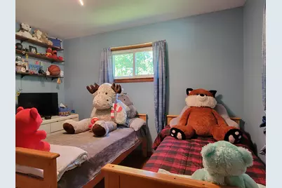 8982 S 79th St, Franklin, WI 53132 - Photo 16