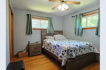 8982 S 79th St, Franklin, WI 53132 - Photo 10