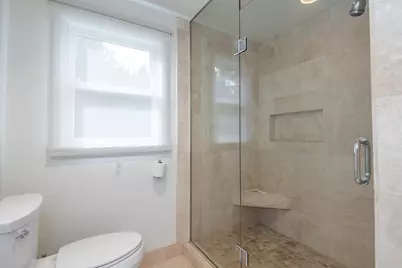 1405  Victoria Cir, Elm Grove, WI 53122 - Photo 16