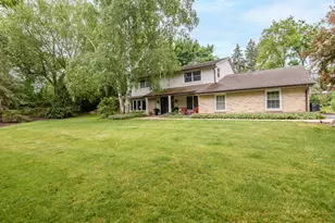 1405 Victoria Circle, Elm Grove, WI 53122 - Photo 66