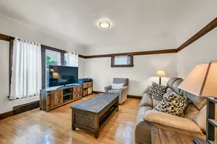 6422 W North Ave, Wauwatosa, WI 53213 - Photo 8