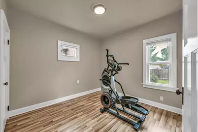 6422 W North Ave, Wauwatosa, WI 53213 - Photo 22