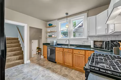 6422 W North Ave, Wauwatosa, WI 53213 - Photo 18