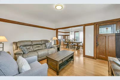 6422 W North Ave, Wauwatosa, WI 53213 - Photo 10