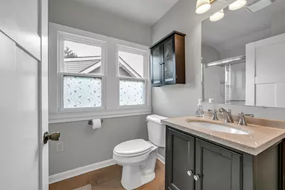 6422 W North Ave, Wauwatosa, WI 53213 - Photo 30